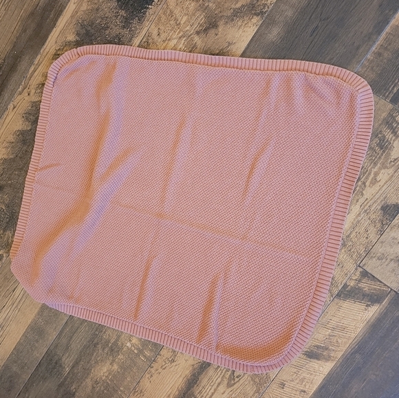 Quincy Mae Waffle Knit Textured Cotton Blanket - Picture 2 of 3